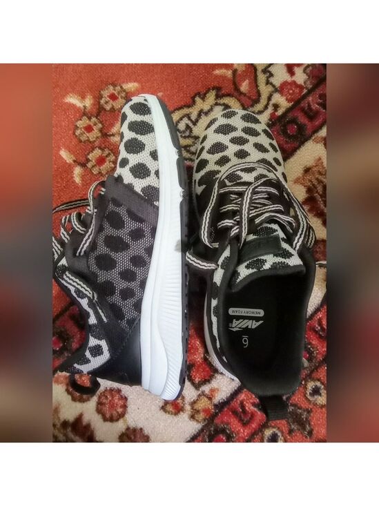 Avia Shoes - 🄻🄴🄾🄿🄰🅁🄳 🄿🅁🄸🄽🅃 🅰🆅🅸🅰 🅂🄽🄴🄰🄺🄴🅁🅂